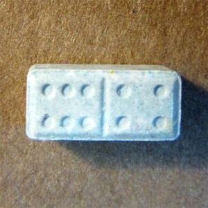 Blau Domino MDMA