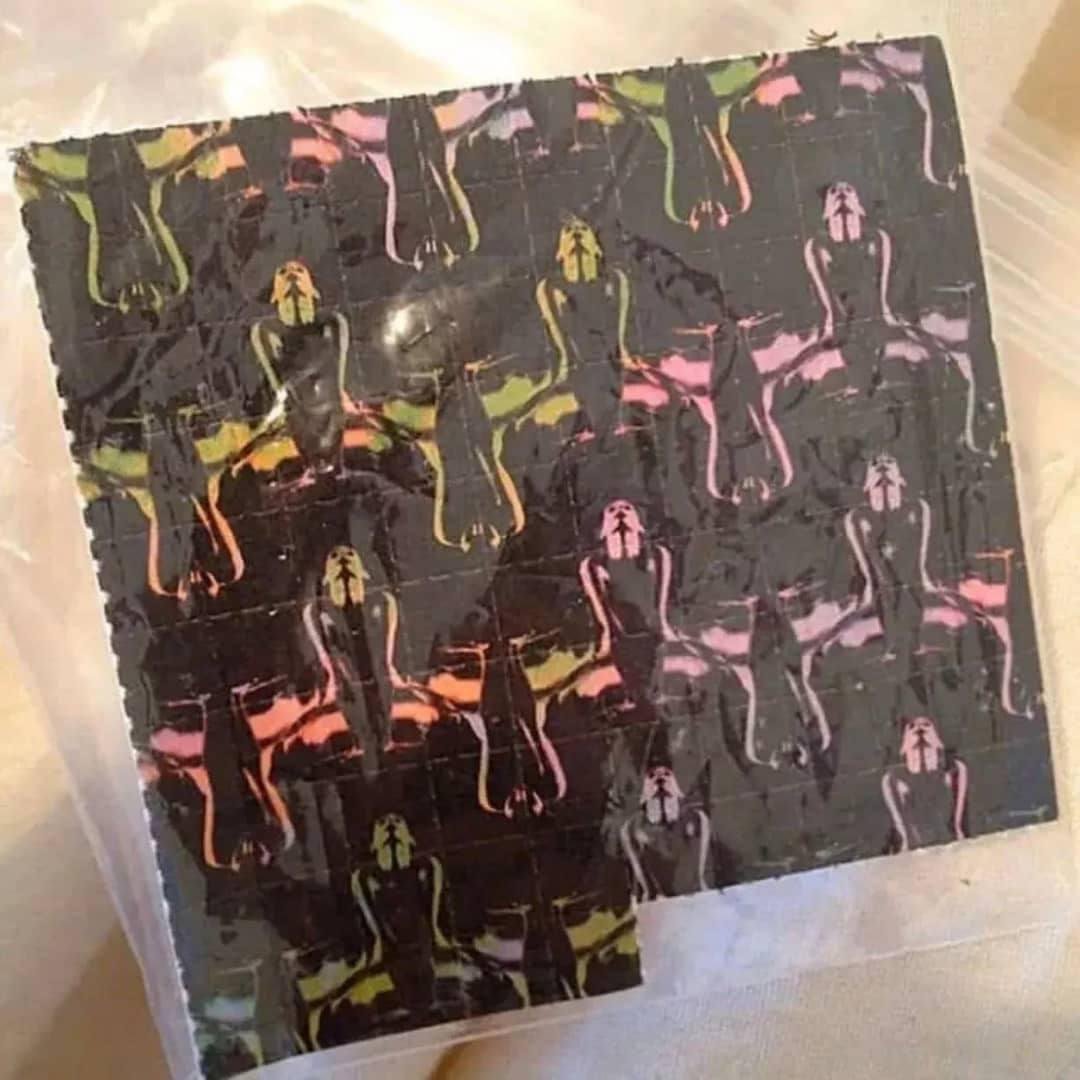 LSD 200-500µg Francoforte Online – Bild 4